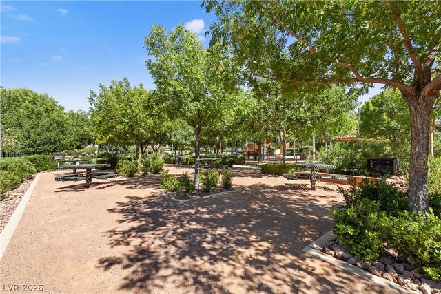 1560 Plaza Centre Drive 101, Las Vegas, NV 89135