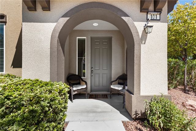 1560 Plaza Centre Drive 101, Las Vegas, NV 89135