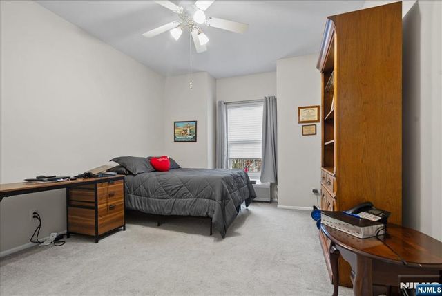 2 Richmond Road 306, West Milford, NJ 07480