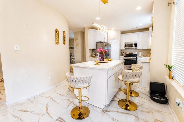 210 Windrift Court, Sugar Land, TX 77479