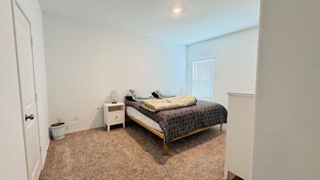 229 George Neggan LN, Bastrop, TX 78602