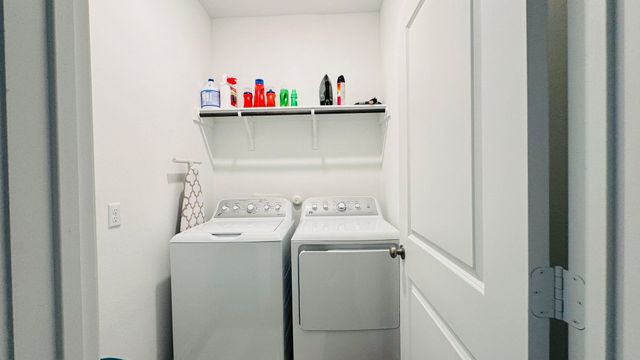 229 George Neggan LN, Bastrop, TX 78602