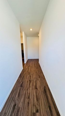 229 George Neggan LN, Bastrop, TX 78602