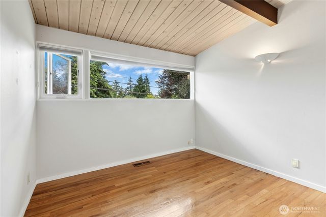 12017 93rd Avenue NE, Kirkland, WA 98034