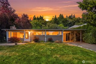 12017 93rd Avenue NE, Kirkland, WA 98034