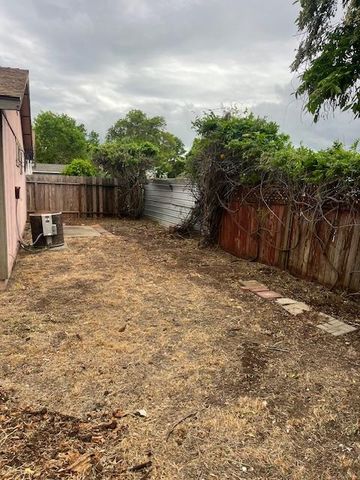 8366 Langtree Way, Sacramento, CA 95823