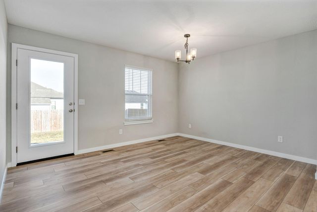 692 N Jozlynn Avenue, Republic, MO 65738