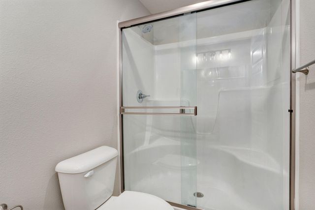 692 N Jozlynn Avenue, Republic, MO 65738