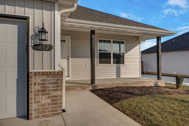 692 N Jozlynn Avenue, Republic, MO 65738