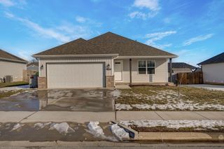 692 N Jozlynn Avenue, Republic, MO 65738