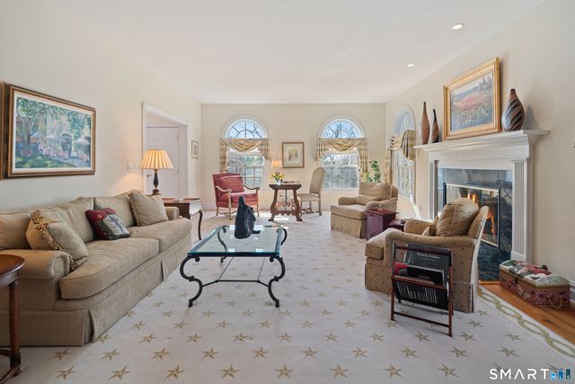 42 Dogwood Lane, Stamford, CT 06903