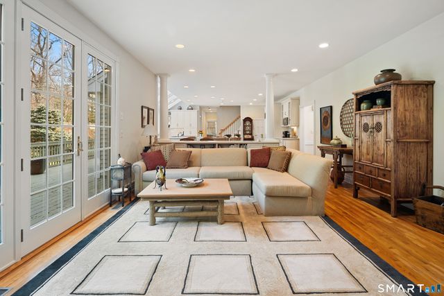 42 Dogwood Lane, Stamford, CT 06903