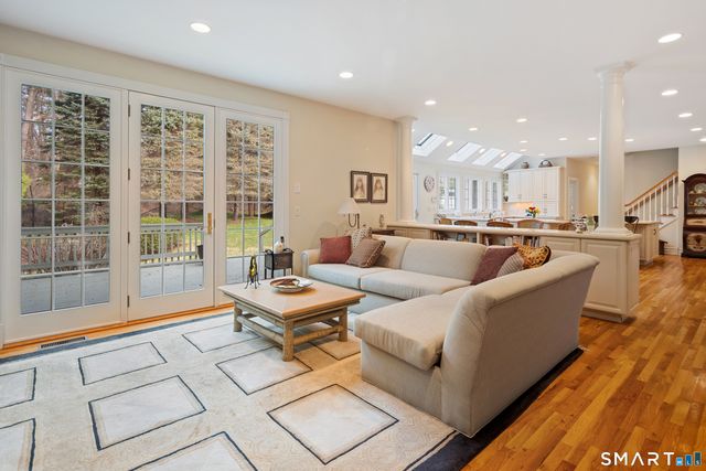 42 Dogwood Lane, Stamford, CT 06903