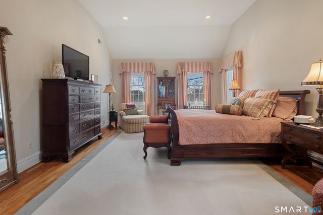 42 Dogwood Lane, Stamford, CT 06903