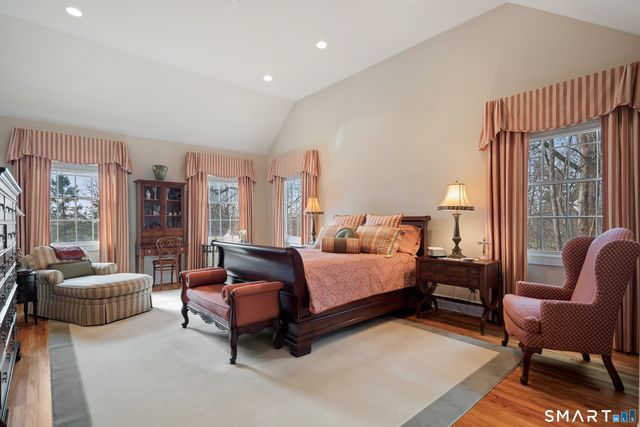 42 Dogwood Lane, Stamford, CT 06903