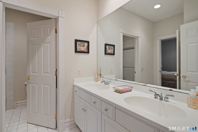 42 Dogwood Lane, Stamford, CT 06903