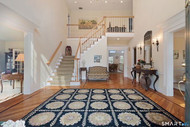 42 Dogwood Lane, Stamford, CT 06903