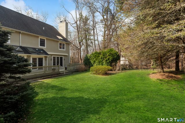 42 Dogwood Lane, Stamford, CT 06903