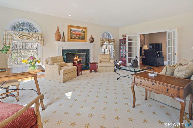 42 Dogwood Lane, Stamford, CT 06903