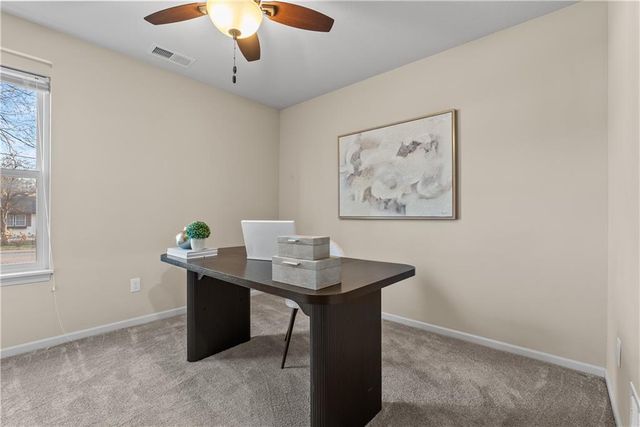 300 NW FOX HOLLOW Lane, Blue Springs, MO 64015