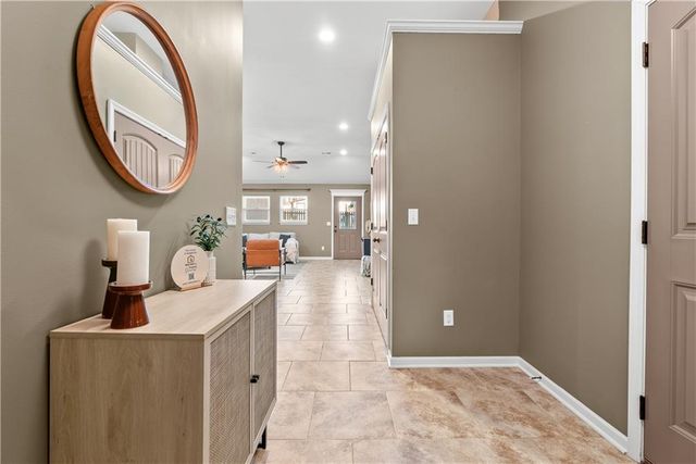 300 NW FOX HOLLOW Lane, Blue Springs, MO 64015