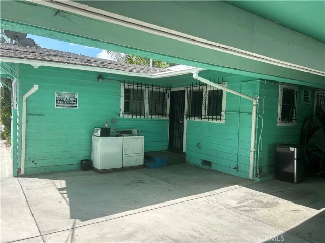 4727 Oakwood Avenue, Los Angeles, CA 90004