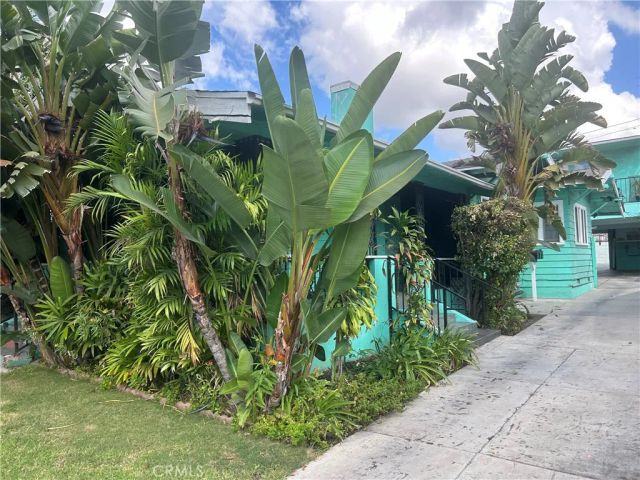 4727 Oakwood Avenue, Los Angeles, CA 90004