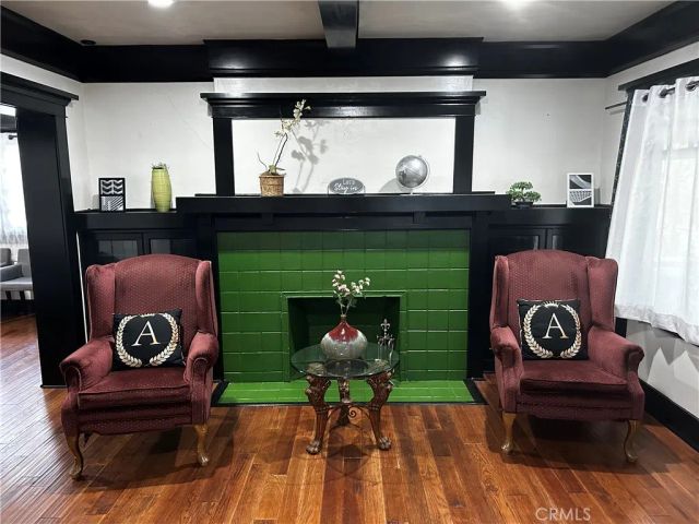 4727 Oakwood Avenue, Los Angeles, CA 90004