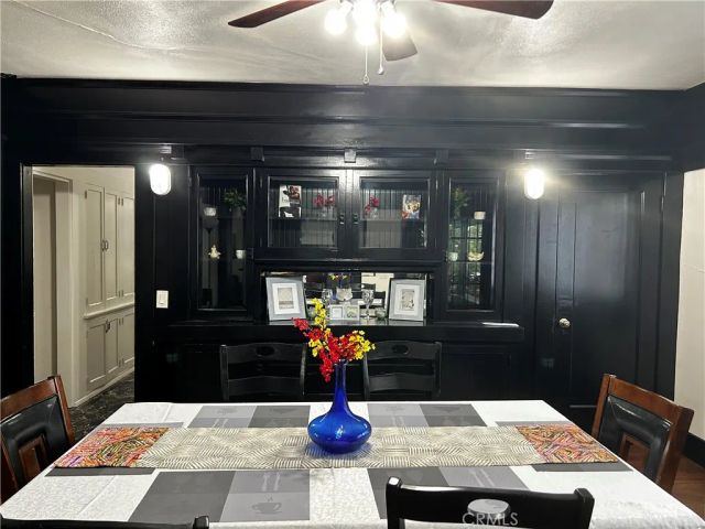 4727 Oakwood Avenue, Los Angeles, CA 90004