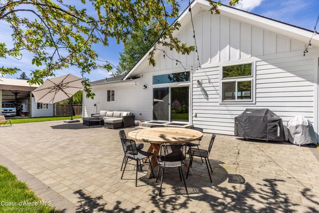 7432 N DAVENPORT ST, Dalton Gardens, ID 83815