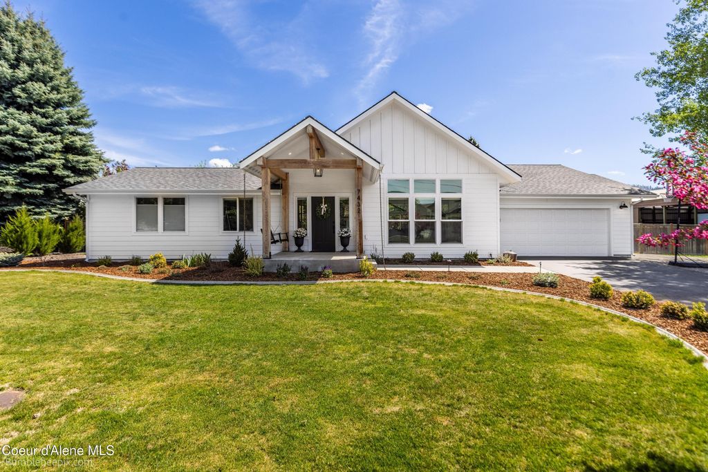 7432 N DAVENPORT ST, Dalton Gardens, ID 83815