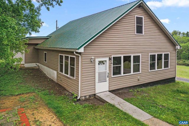 1507 HEWITT RD, Swoope, VA 24479