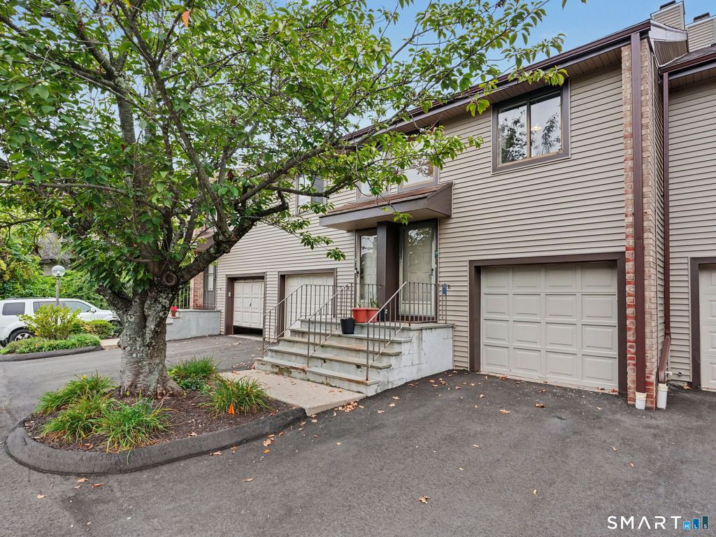 2539 Bedford Street 34C, Stamford, CT 06905