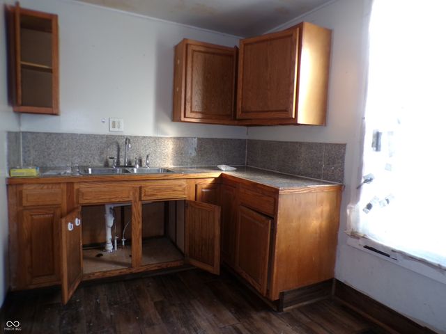 101 S Nebraska Street, Marion, IN 46952