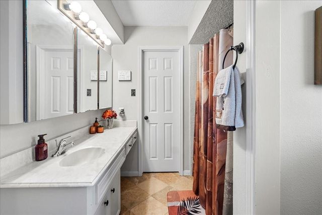 7111 Tonkawa Street, Baytown, TX 77521