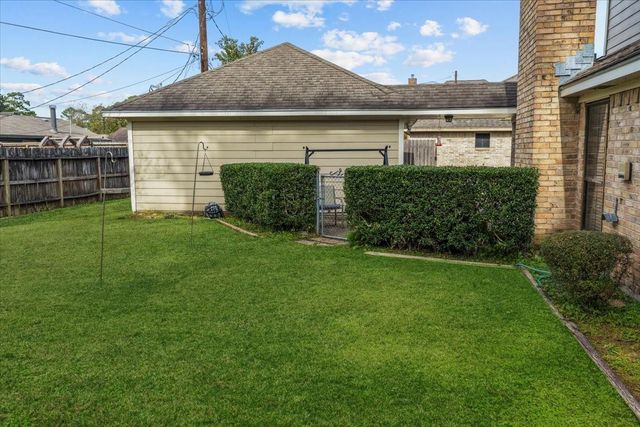 7111 Tonkawa Street, Baytown, TX 77521