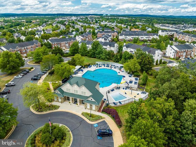 43179 PARKERS RIDGE DR, Leesburg, VA 20176