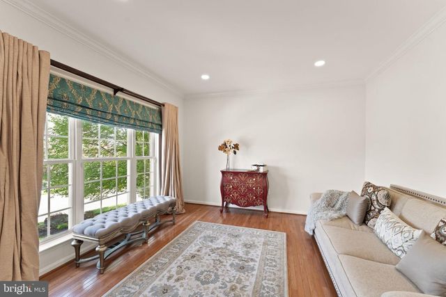 43179 PARKERS RIDGE DR, Leesburg, VA 20176