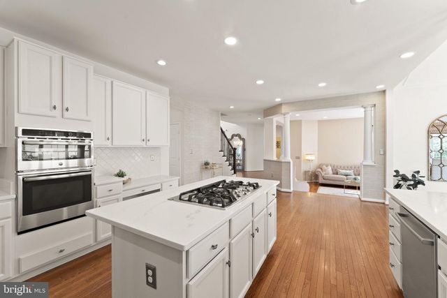 43179 PARKERS RIDGE DR, Leesburg, VA 20176
