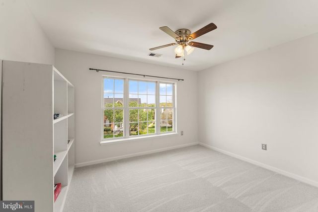 43179 PARKERS RIDGE DR, Leesburg, VA 20176