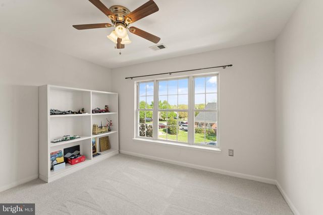 43179 PARKERS RIDGE DR, Leesburg, VA 20176