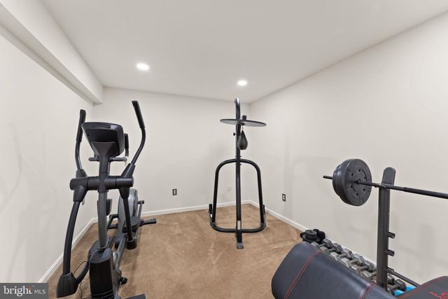 43179 PARKERS RIDGE DR, Leesburg, VA 20176
