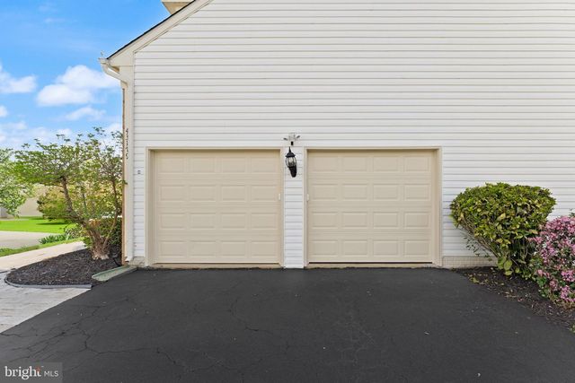 43179 PARKERS RIDGE DR, Leesburg, VA 20176
