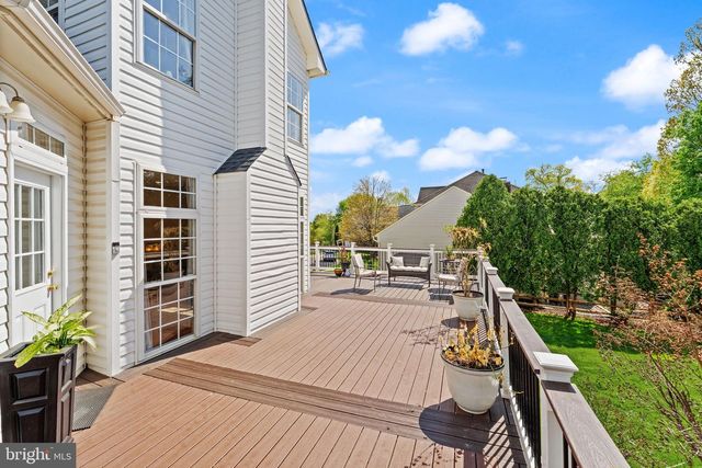 43179 PARKERS RIDGE DR, Leesburg, VA 20176