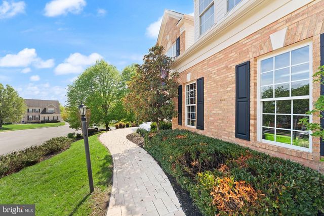 43179 PARKERS RIDGE DR, Leesburg, VA 20176