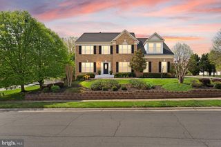 43179 PARKERS RIDGE DR, Leesburg, VA 20176