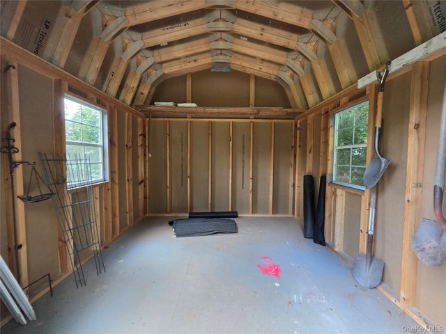 3 Abbey Road, Hyde Park, NY 12538