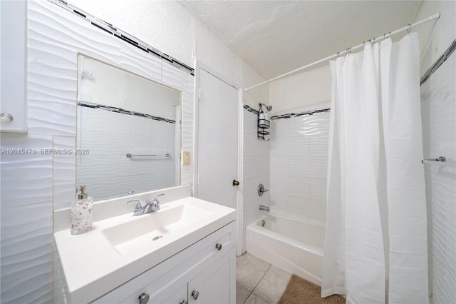 1678 SW 11th St 1, Miami, FL 33135