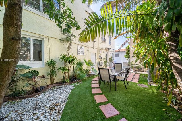 1678 SW 11th St 1, Miami, FL 33135
