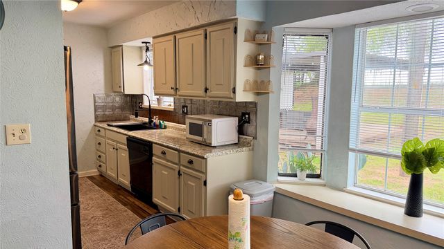 440 Hillcroft Drive, Weatherford, TX 76087